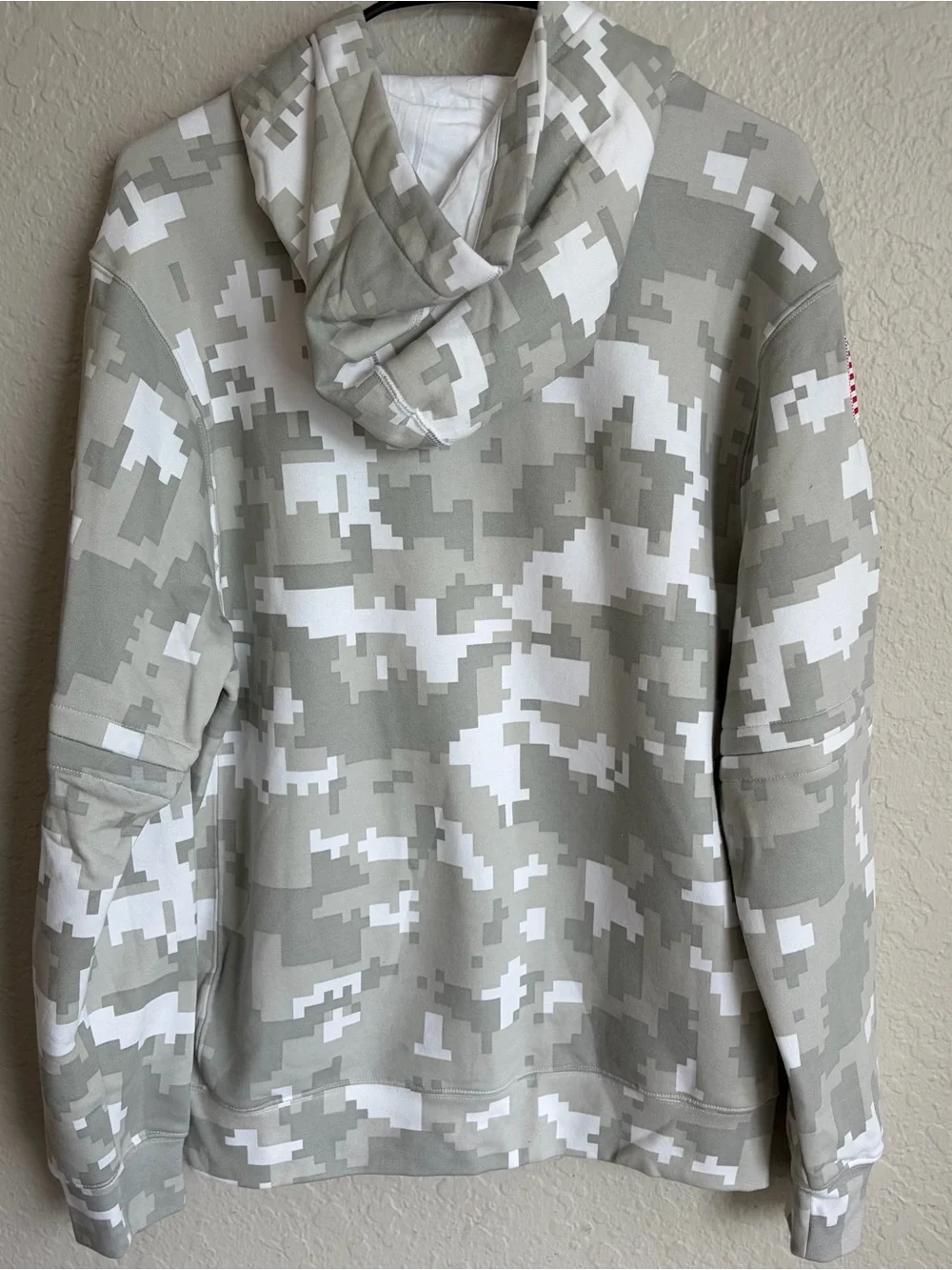 Authentic Arizona Cardinals Nike 2024 Salute To Service Hoodie Men’s Small NWT
